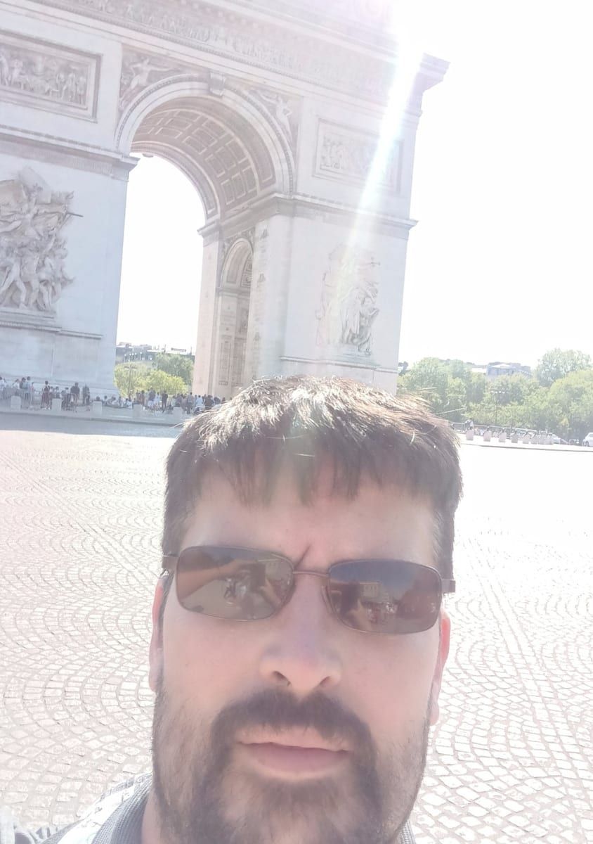 Zao - Rencontre gay à Jens Profil de Zao, 28 ans, Rencontre gay à Jens (Berne)
