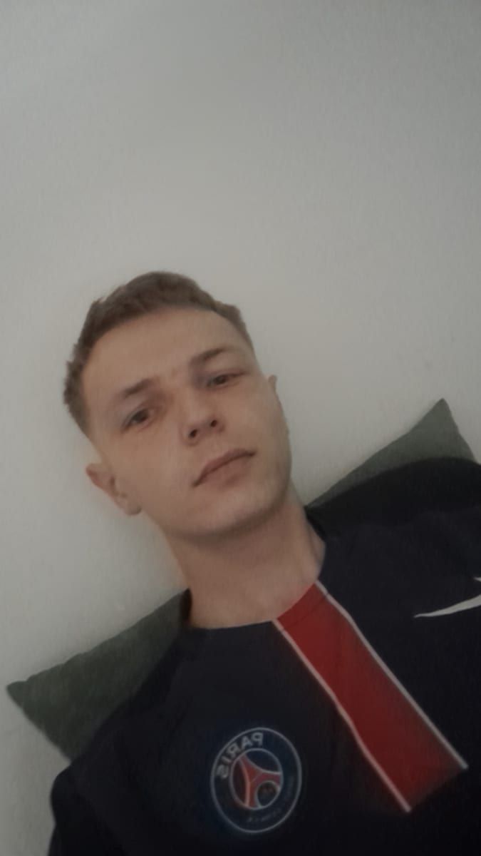 Profil de Dewi, 37 ans, Rencontre gay à Trimstein (Berne)