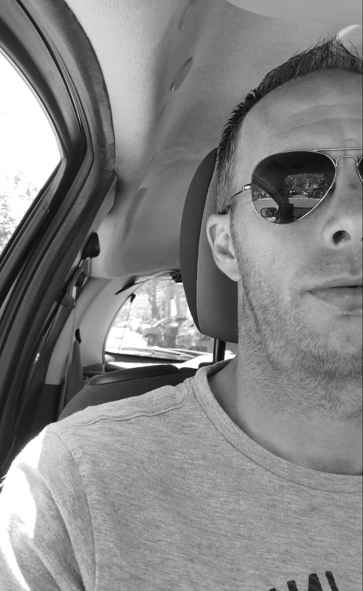 Profil de Pierre-bernard, 24 ans, Rencontre gay à Ballmoos (Berne)