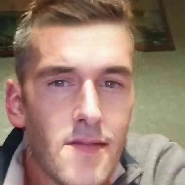 Profil de Sirius, 33 ans, Rencontre gay à Dotzigen (Berne)