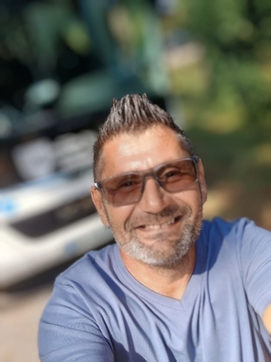 Lin - Rencontre gay à Lüscherz Profil de Lin, 37 ans, Rencontre gay à Lüscherz (Berne)