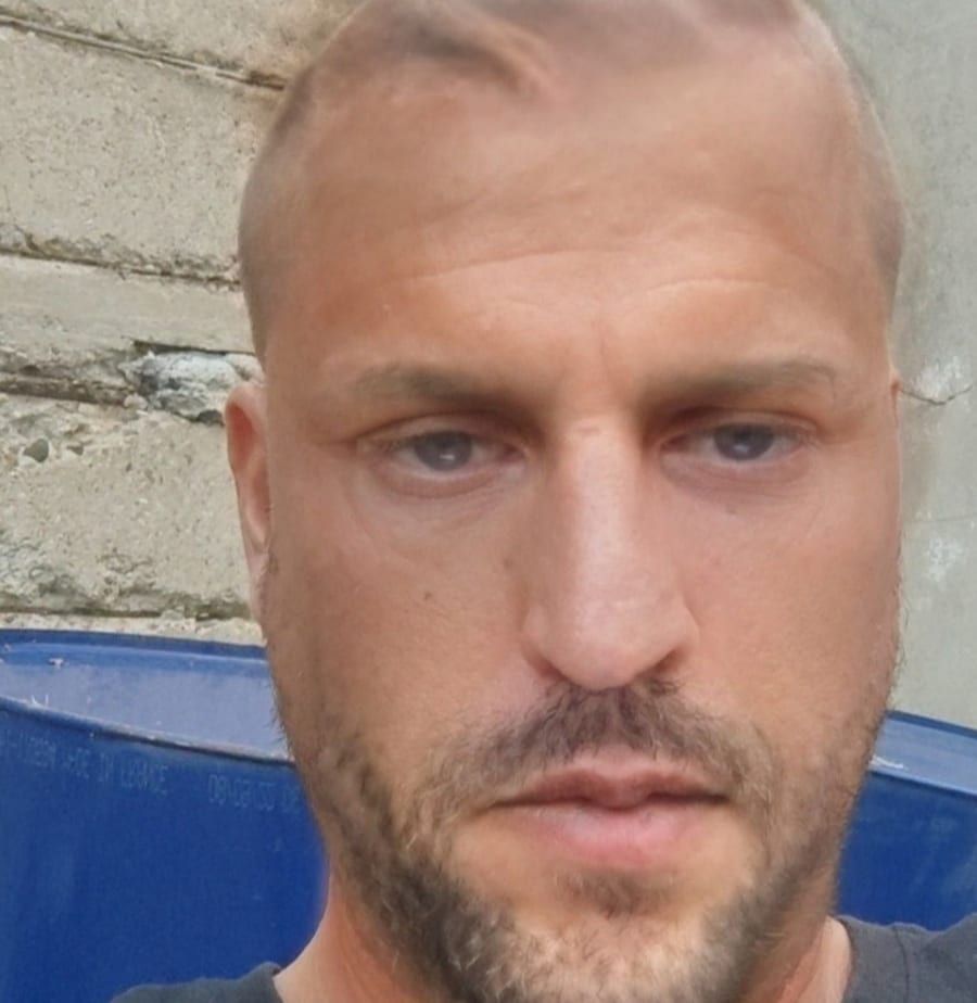 Nono - Rencontre gay à Alchenflüh Profil de Nono, 34 ans, Rencontre gay à Alchenflüh (Berne)