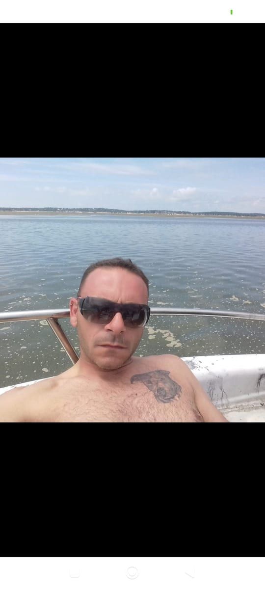 Profil de Kahan, 43 ans, Rencontre gay à Stechelberg (Berne)