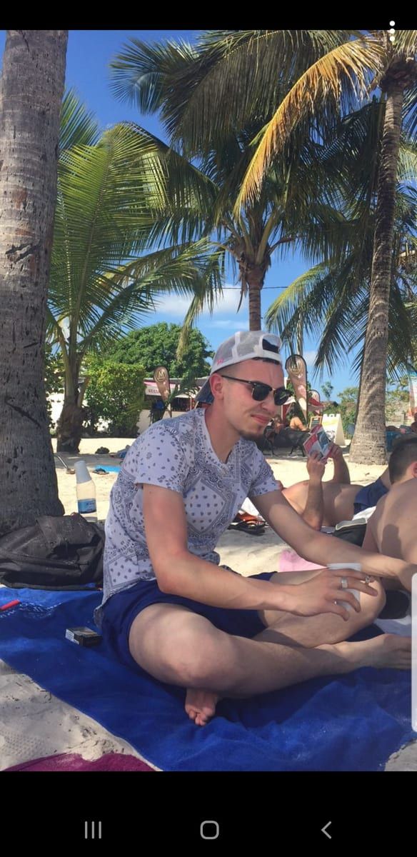 Profil de Faid, 30 ans, Rencontre gay à Kerzers (Berne)