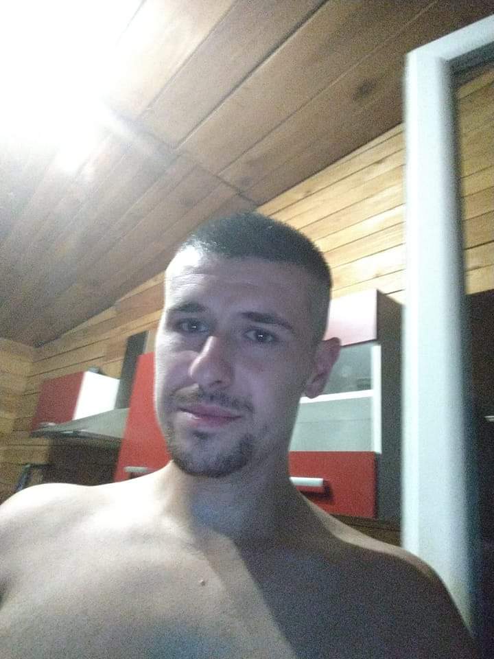 Profil de Faik, 25 ans, Rencontre gay à Boltigen (Berne)