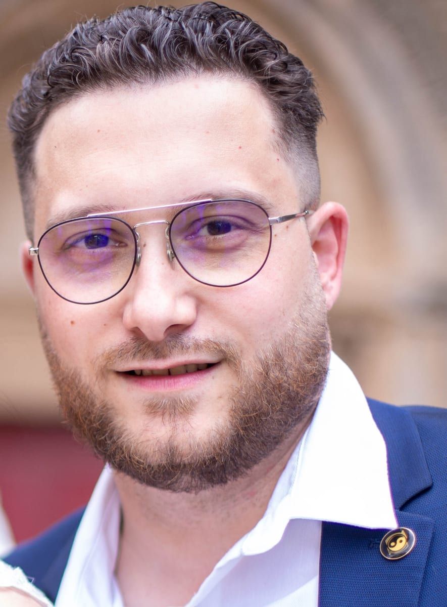 Beritan - Rencontre gay à Lätti Profil de Beritan, 41 ans, Rencontre gay à Lätti (Berne)