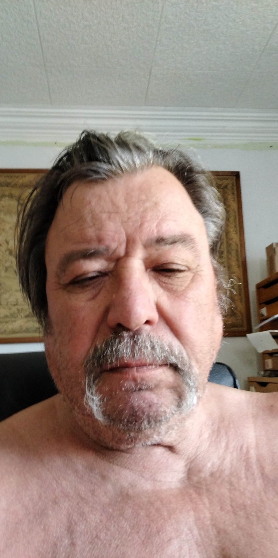 Profil de Esat, 29 ans, Rencontre gay à Thörigen (Berne)