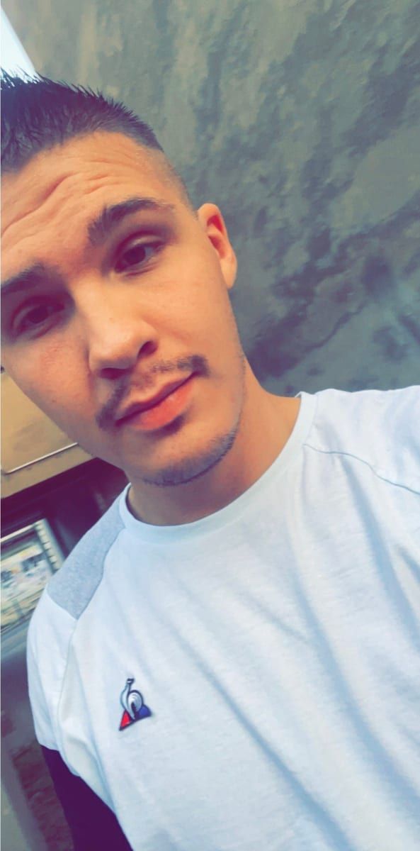 Profil de Raphaël, 40 ans, Rencontre gay à Evilard (Berne)