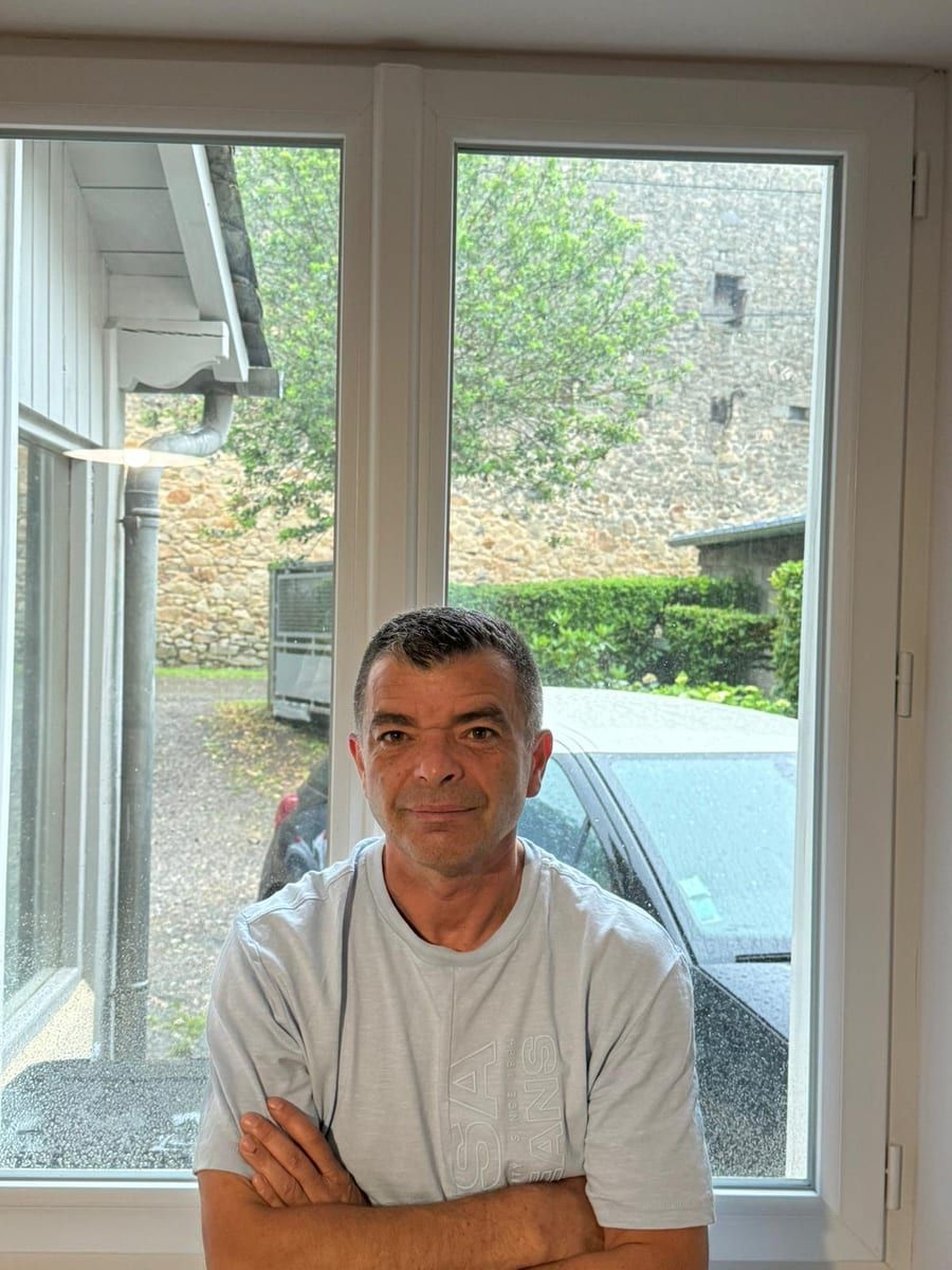 Barthélémy - Rencontre gay à Douanne Profil de Barthélémy, 38 ans, Rencontre gay à Douanne (Berne)