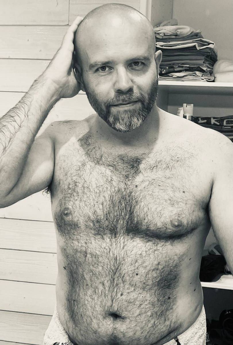 Profil de Enys, 22 ans, Rencontre gay à Riedtwil (Berne)