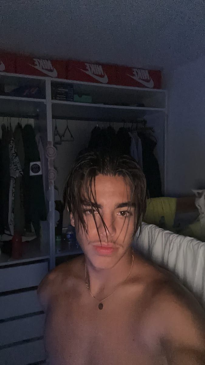 Profil de Hugue, 33 ans, Rencontre gay à Rubigen (Berne)
